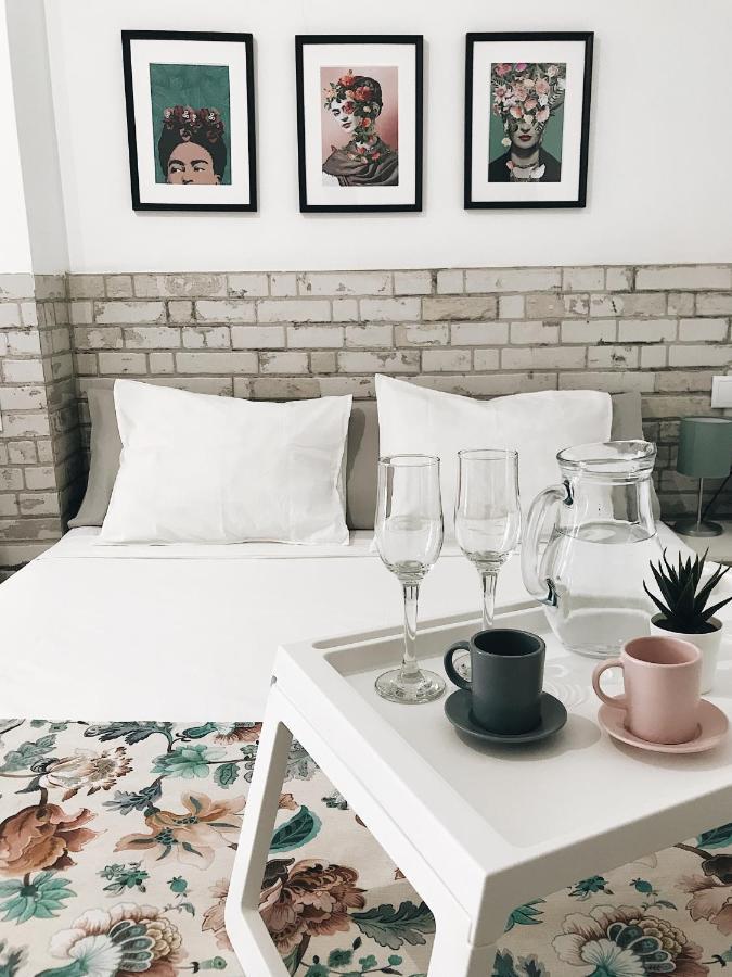 Apartamentos Elite - Art Collection - Frida Mérida Luaran gambar