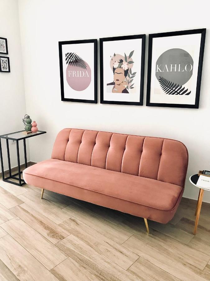Apartamentos Elite - Art Collection - Frida Mérida Luaran gambar