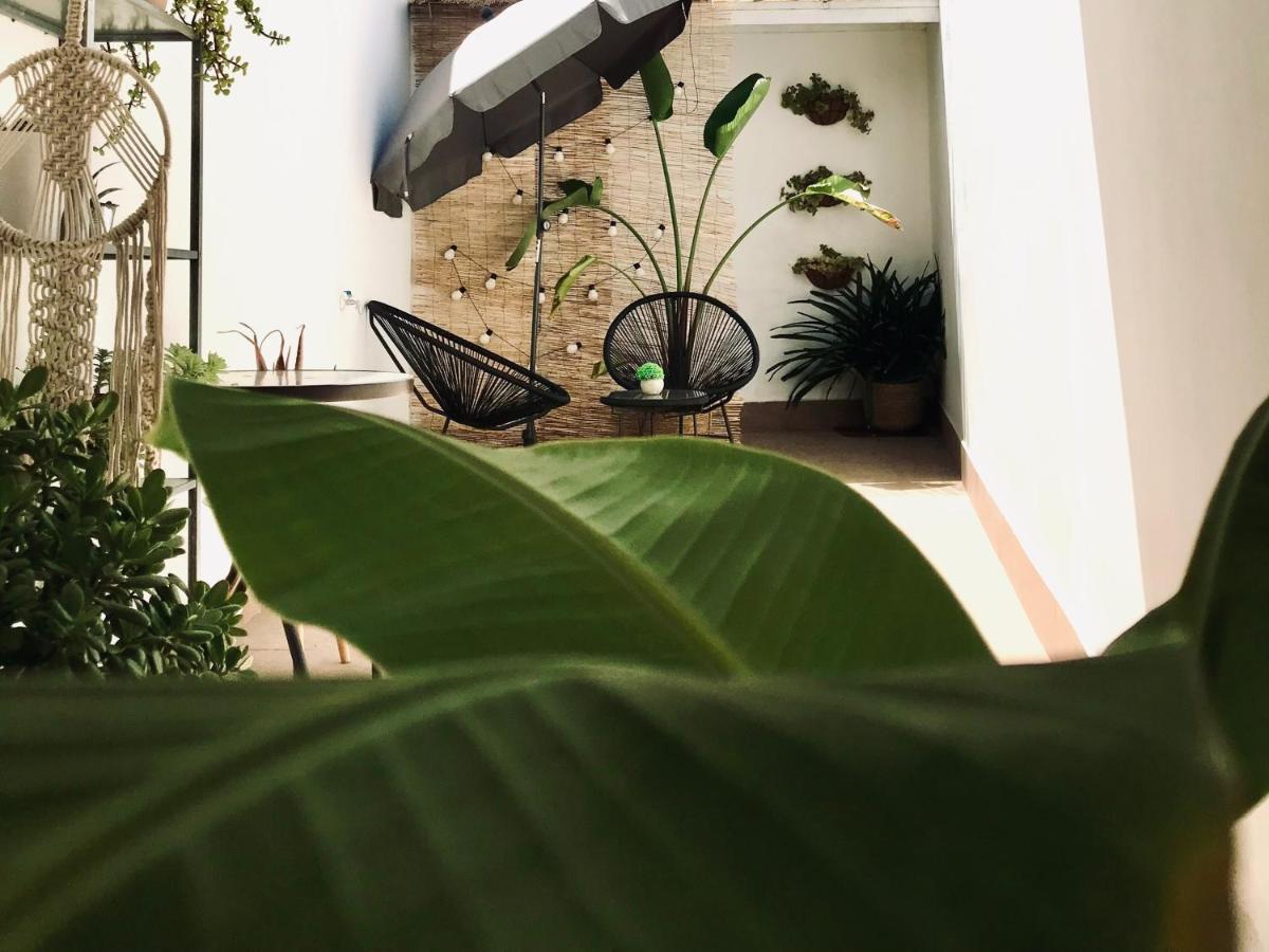 Apartamentos Elite - Art Collection - Frida Mérida Luaran gambar