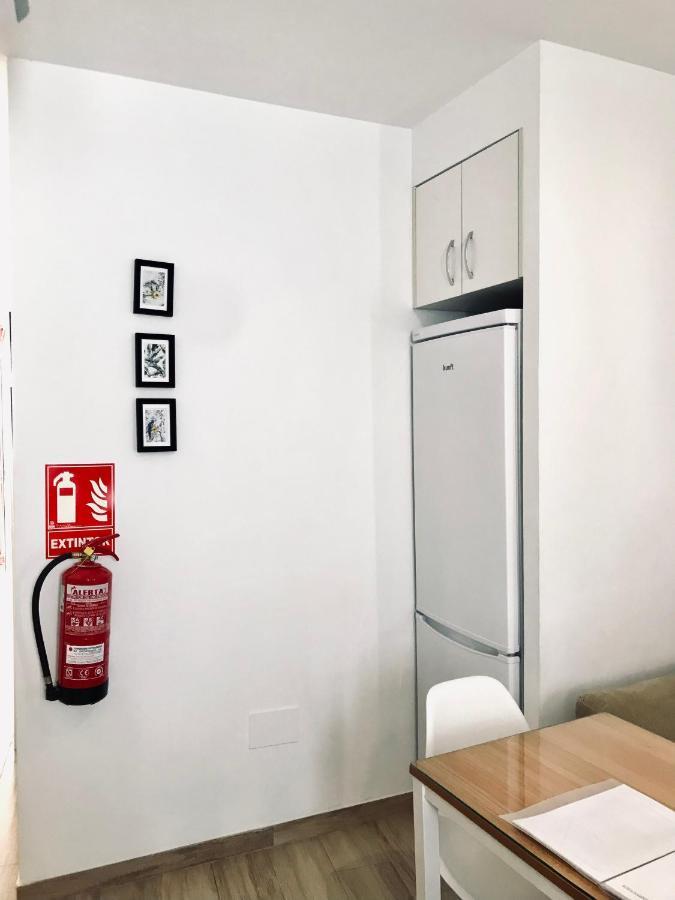 Apartamentos Elite - Art Collection - Frida Mérida Luaran gambar
