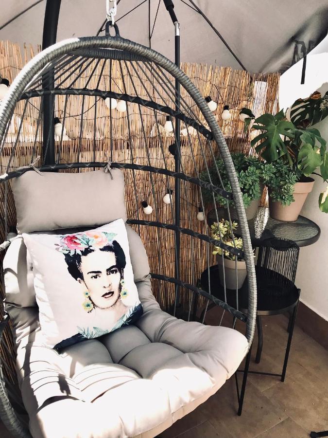 Apartamentos Elite - Art Collection - Frida Mérida Luaran gambar