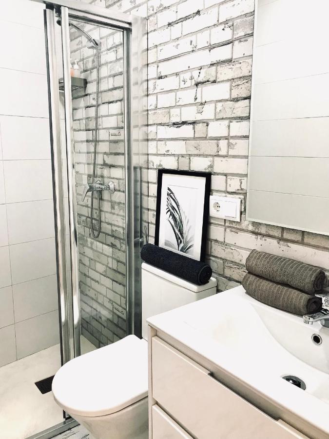 Apartamentos Elite - Art Collection - Frida Mérida Luaran gambar