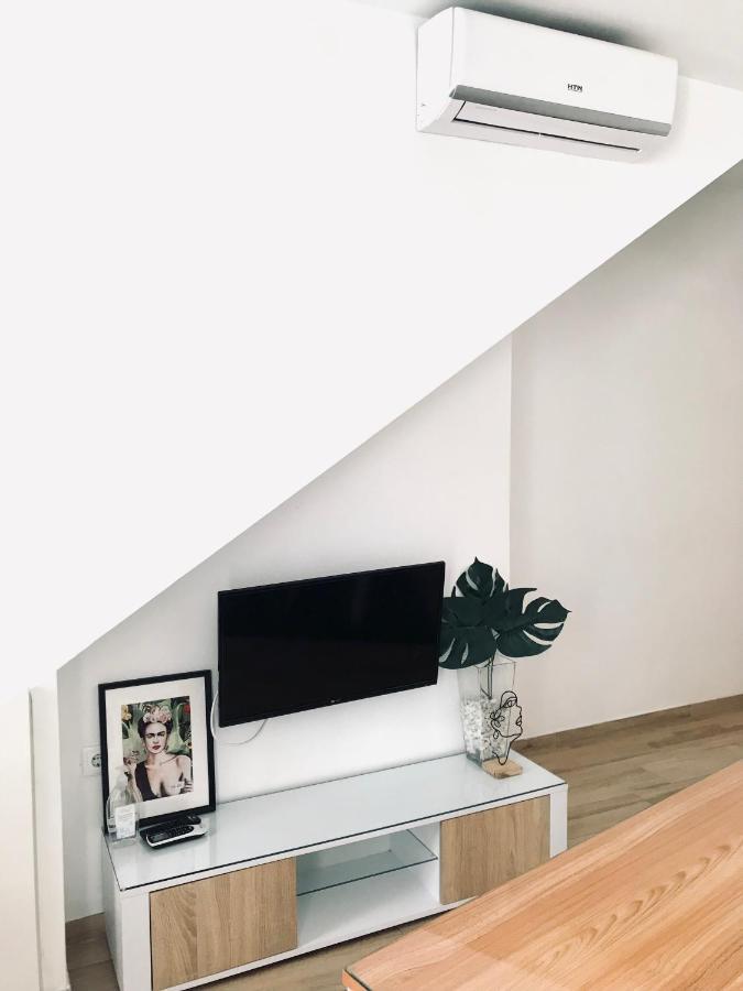 Apartamentos Elite - Art Collection - Frida Mérida Luaran gambar