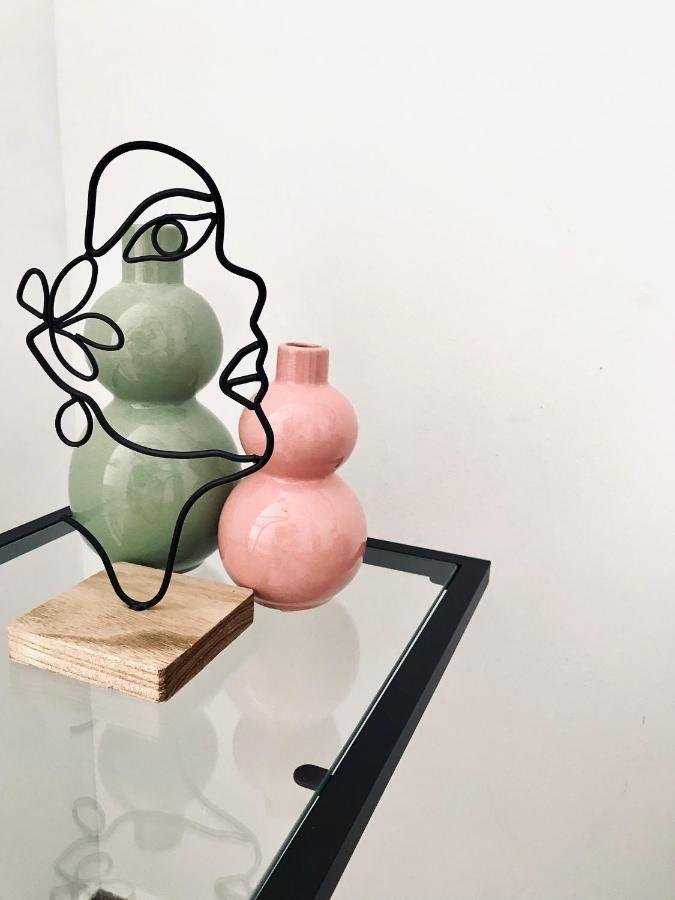 Apartamentos Elite - Art Collection - Frida Mérida Luaran gambar